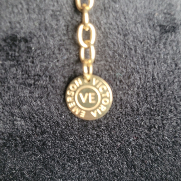 Victoria Emerson Gold Tone Paperclip Link Necklace 16-18" - Picture 4 of 6